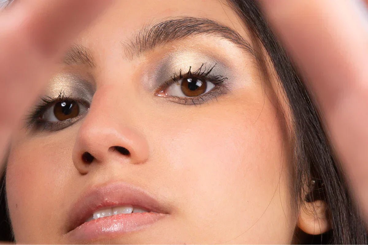 Comment utiliser son crayon yeux ? - Charlotte Bio Image