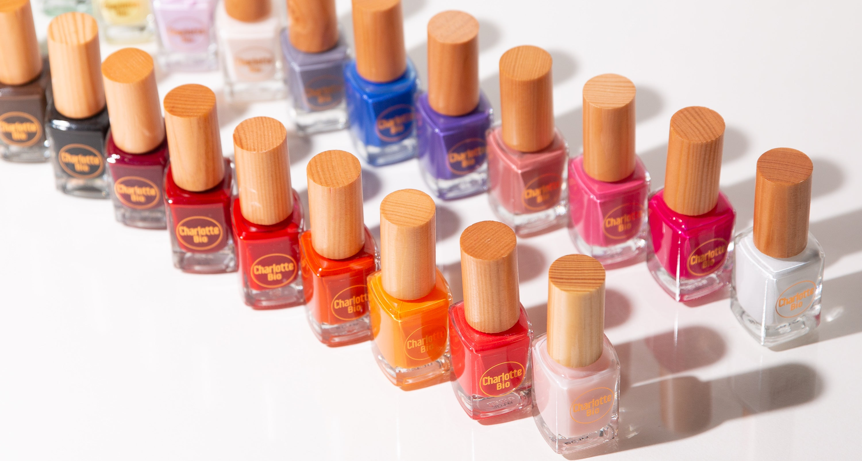 Les ongles - Charlotte Bio Image