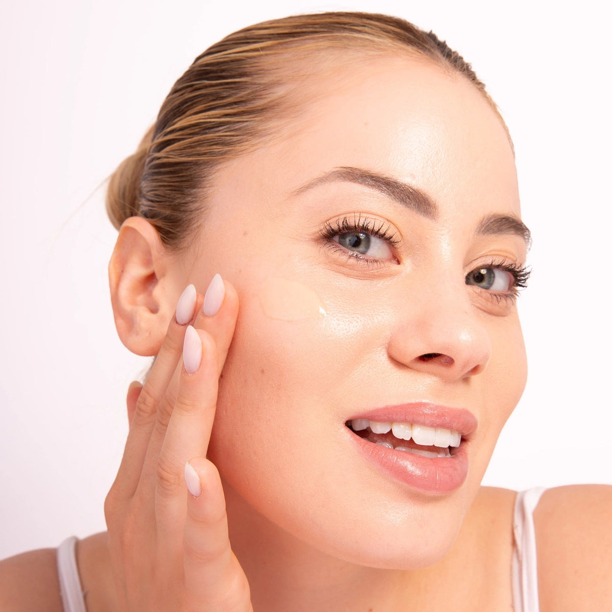 3770012134266-Base de teint Primer BIO - Charlotte Bio