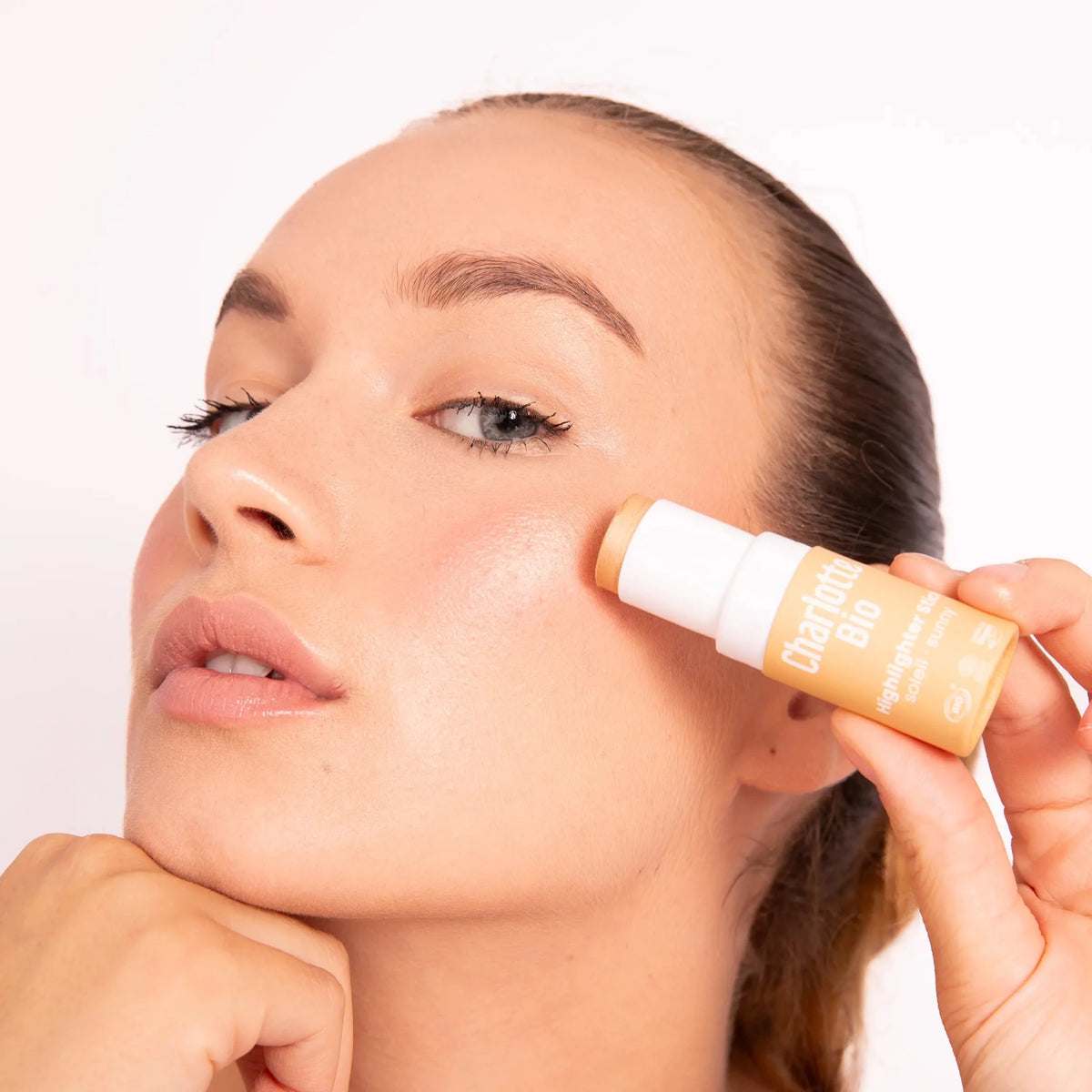 3701399703011-Highlighter stick - Charlotte Bio
