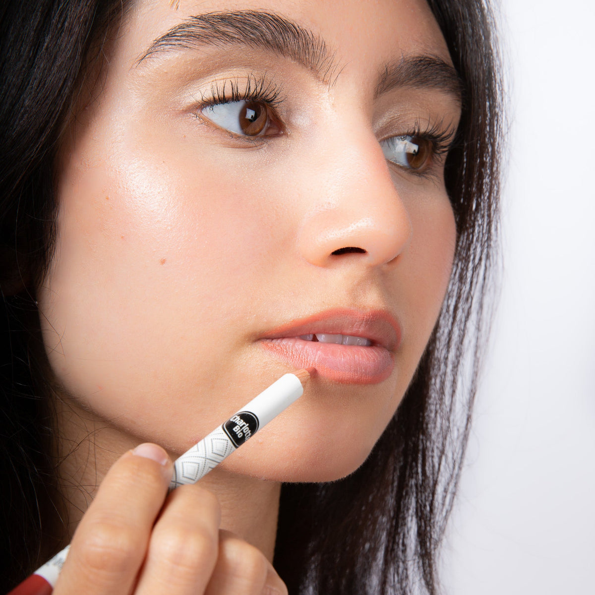 3701399704872 - Le crayon à lèvres - Charlotte Bio