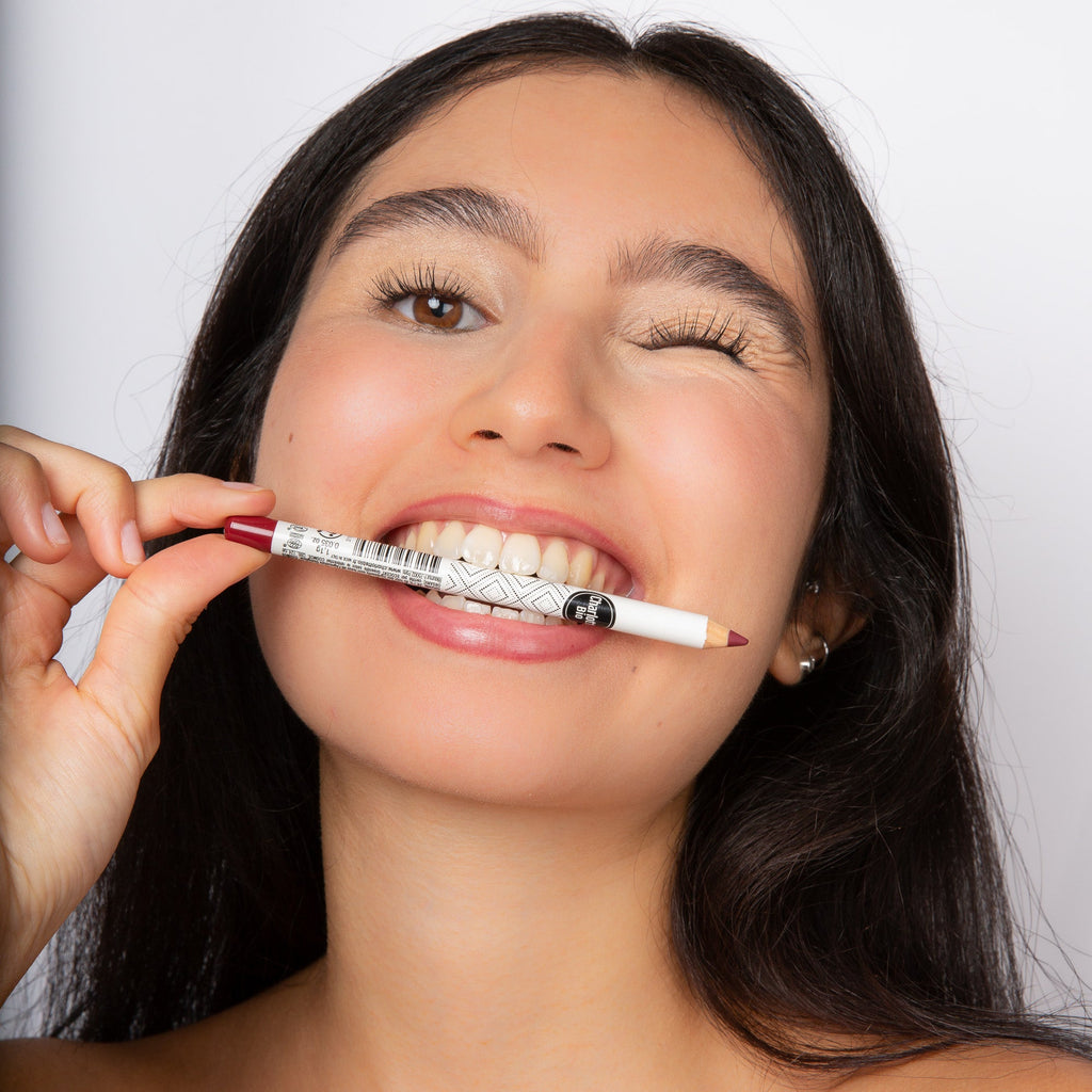 3701399704889 - Le crayon à lèvres - Charlotte Bio